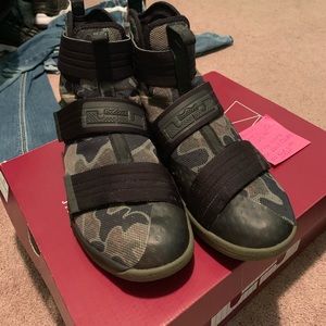 Men shoes